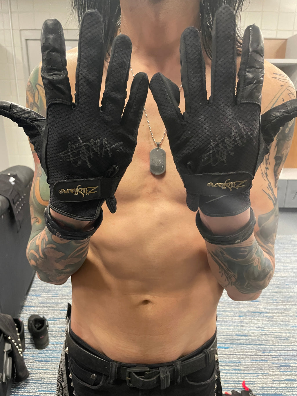 Autographed Zildjian Drummer Gloves Used On Tour